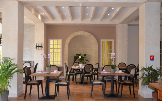 Le Castelet des Alpilles