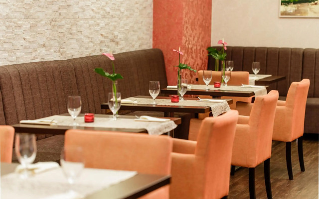 Patio Hotel