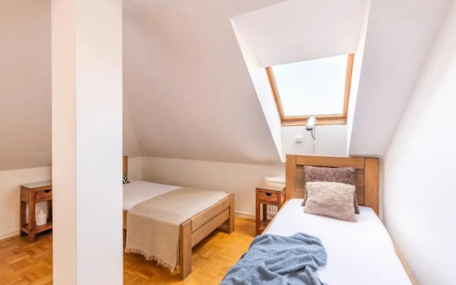 Templová 7 - Old Town Large Apartment with Terrace