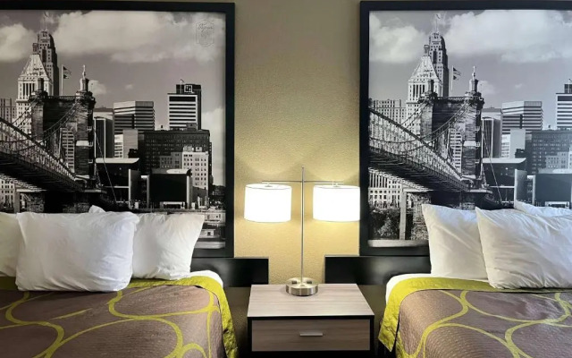 Super 8 - Harrison OH