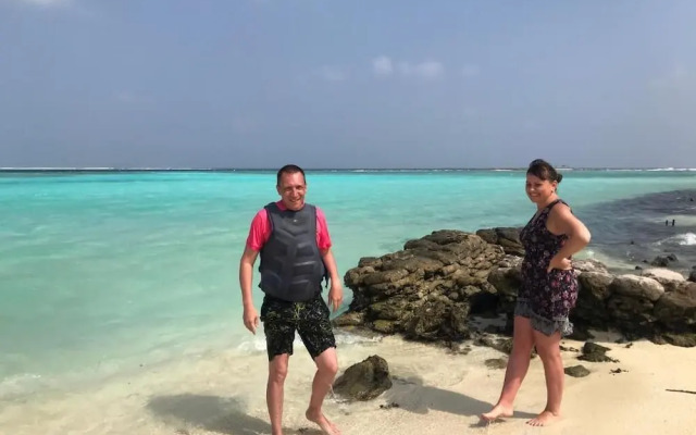 String Wave Maldives