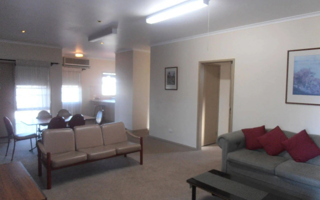 All Rivers Motor Inn