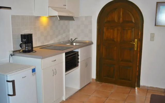 Studio Apartments Maria With Pool - Agios Gordios Beach