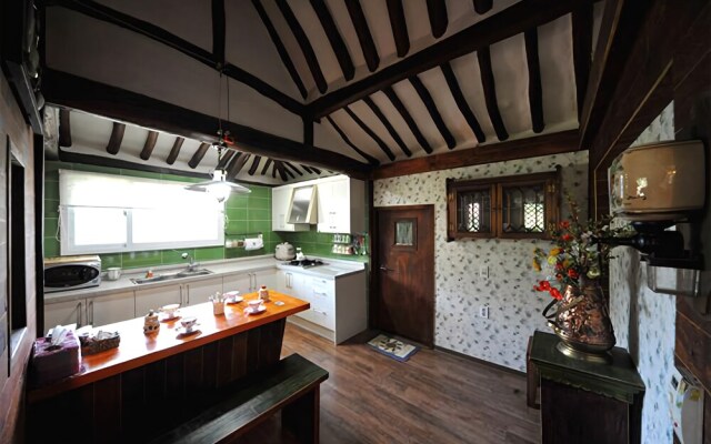 Ganghwado Maria House Pension