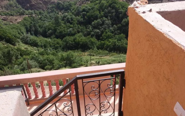 Dar Tanzought
