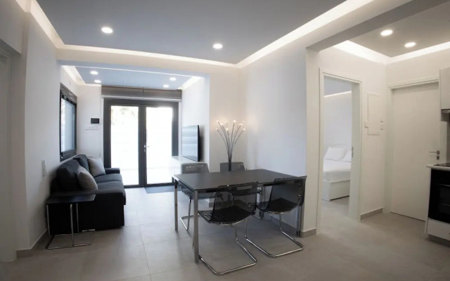 Phaedrus Living Luxury Mackenzie Flat