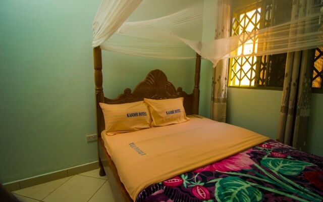 Kajosh Hotel