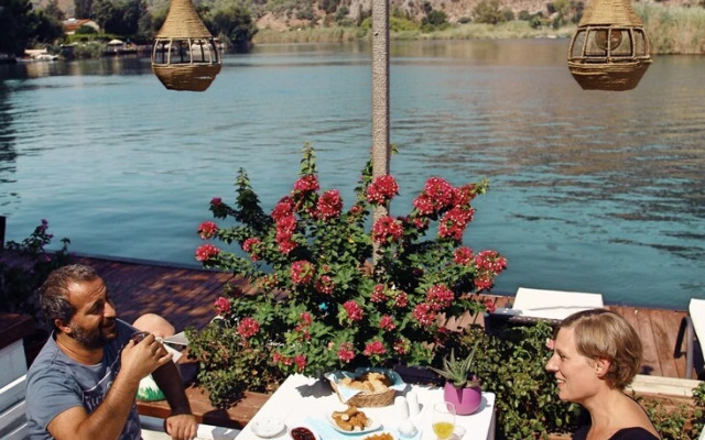 Myra Hotel