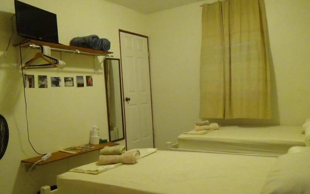 Hacienda Tropical Guest House