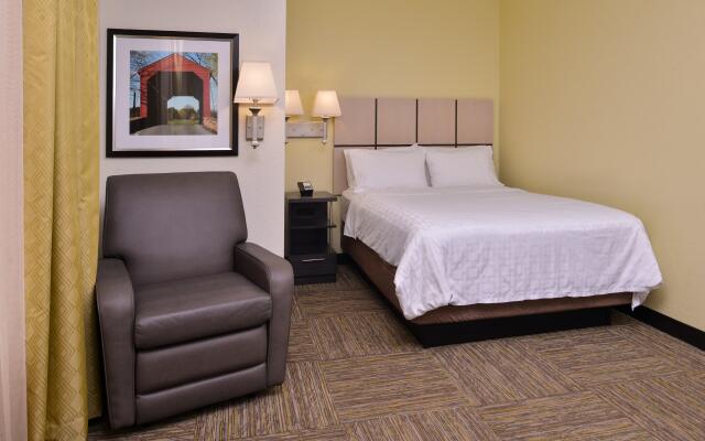 Candlewood Suites Terre Haute by IHG