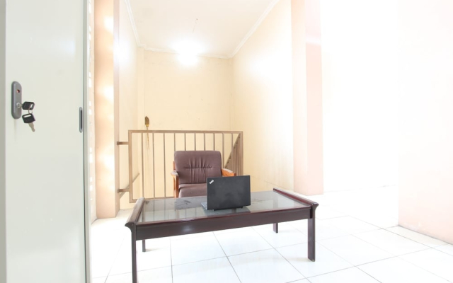 Spot On 93245 Guet House Mulia Dua Syariah