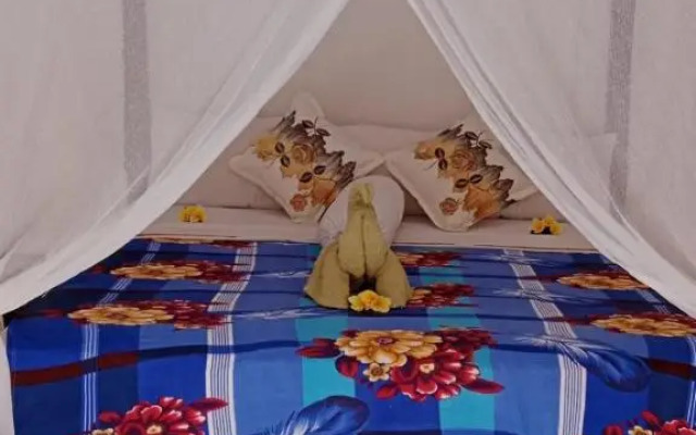 Warung Ombak Homestay