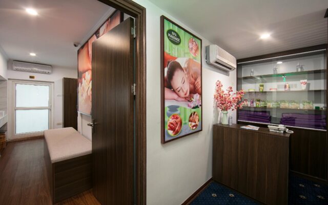 Quoc Hoa Premier Hotel and Spa