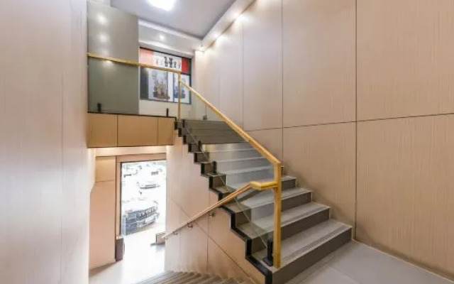 Big Bear Boutique Hotel (Xiangshan Dafeng Store, nan li Road, Huaibei City)