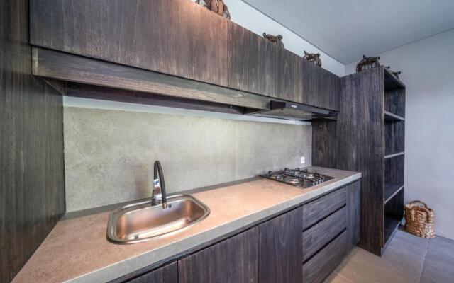Villa Wiraja 1 - Modern 4 bdr villa in Berawa