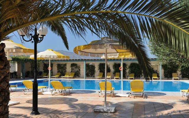 Tylissos Beach Hotel - Adults Only