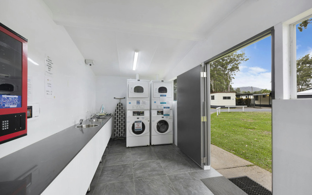Reflections Coffs Harbour - Holiday Park – Guest Rooms – Coffs Harbour