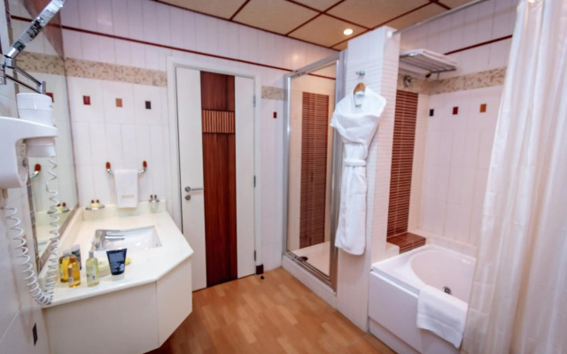 City Center Hotel