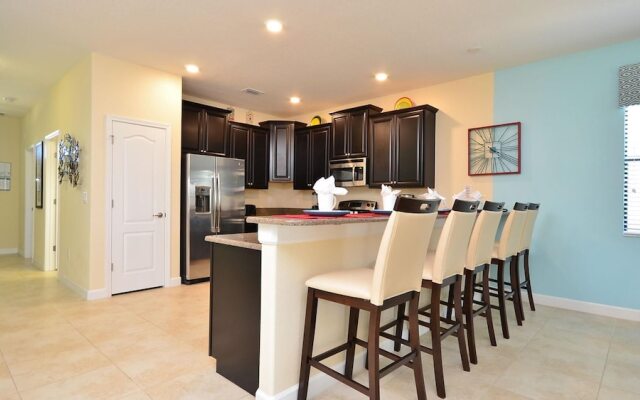 1424 Rolling Fairway Drive