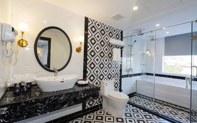 Mina Hotel and Spa