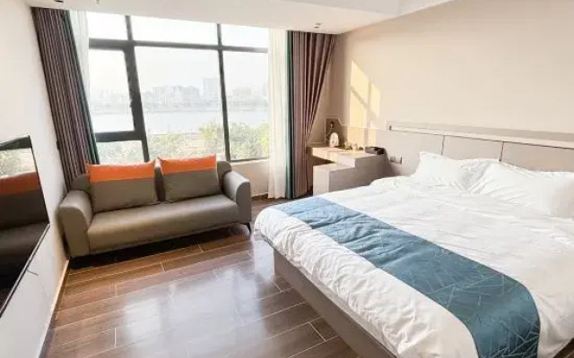 Binjiang Hotel