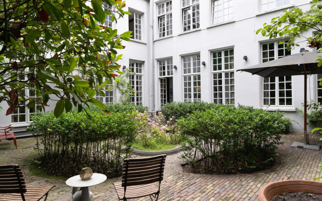 Hotel De Witte Lelie
