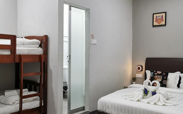 The Nest Hostel Semporna