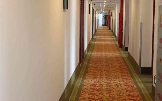 GreenTree Inn Shanghai West Huaxia Road Subway Station Hotel
