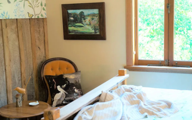 Adelaide Hills Camellia Cottage Wifi – Guest Rooms – Crafers