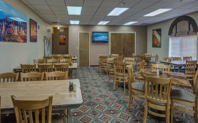 Aarchway Inn