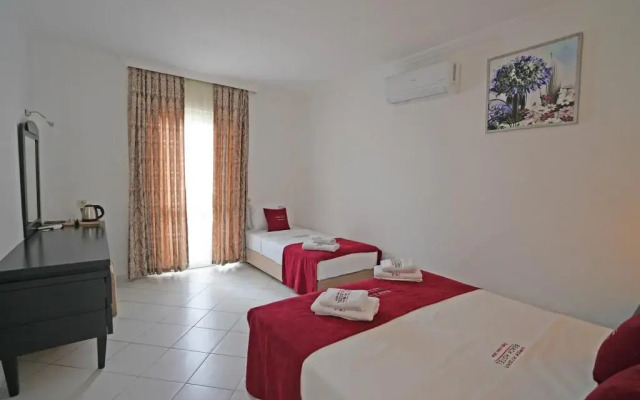 Omer Aybak Beach Hotel