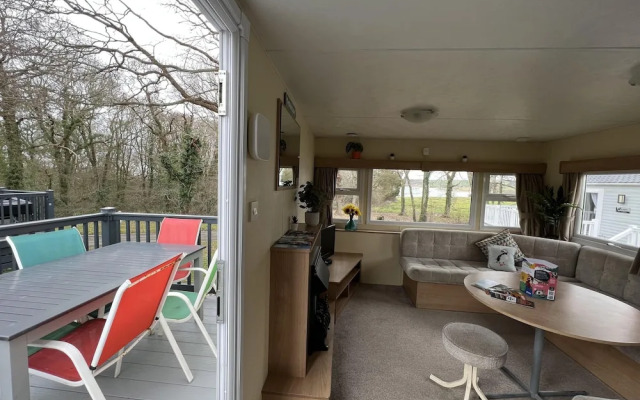 3 Bed Caravan Sea Views Discounted Ferry