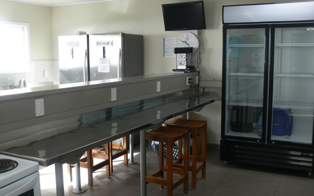 Oakura Beach Holiday Park – Guest Rooms – Oakura