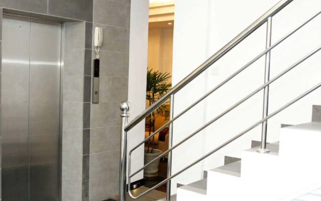 Port View City Hotel