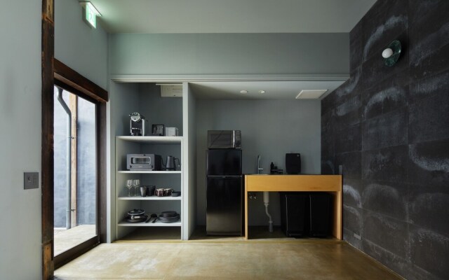 YADORU KYOTO HANARE Dokutsu No Yado