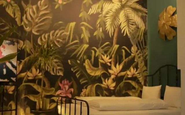 Jungle Apartments