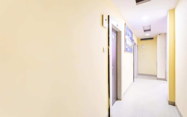 OYO 40153 Hotel Rajendra Palace