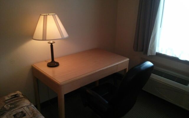 Guest Lodge Pageland