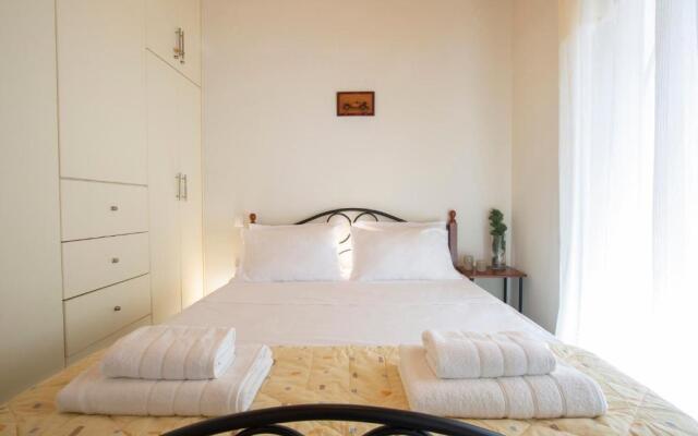 Spacious House With Sea View , Athani Lefkada