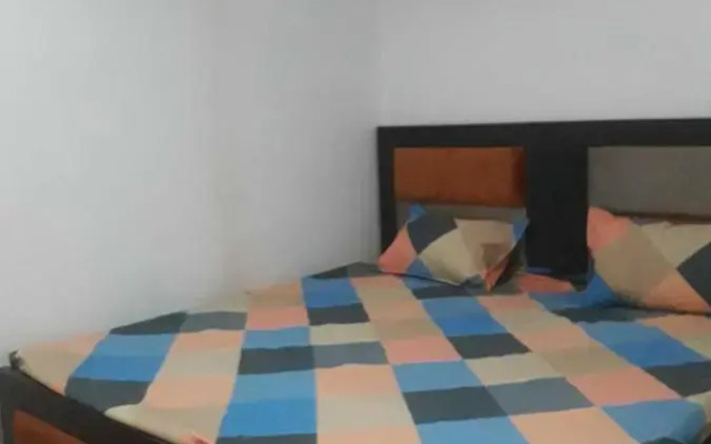 Oyo 92055 Golden Inn Hotel