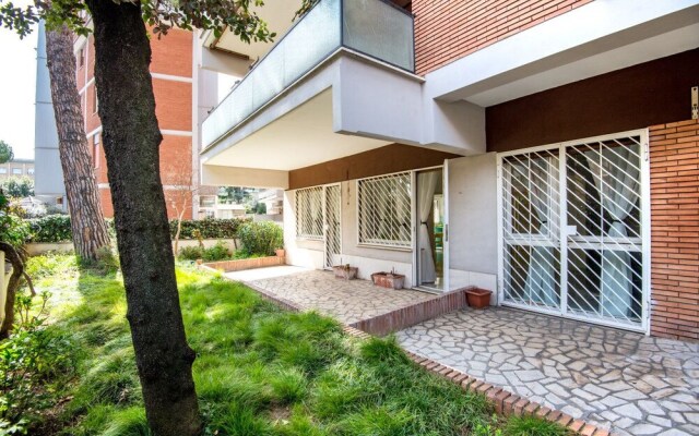 Very Spacious 3 Beds Flat in a Great Area