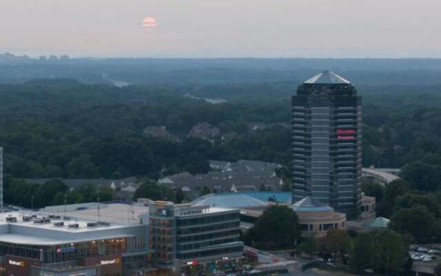 Global Luxury Suites at Spring Hill