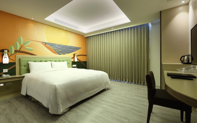 Shi Chi Hotel