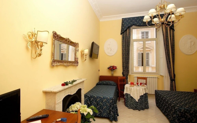 Caroline Suite
