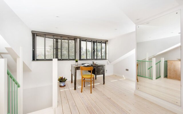 Stylish & Bright 2BR Flat in The Heart of Dalston