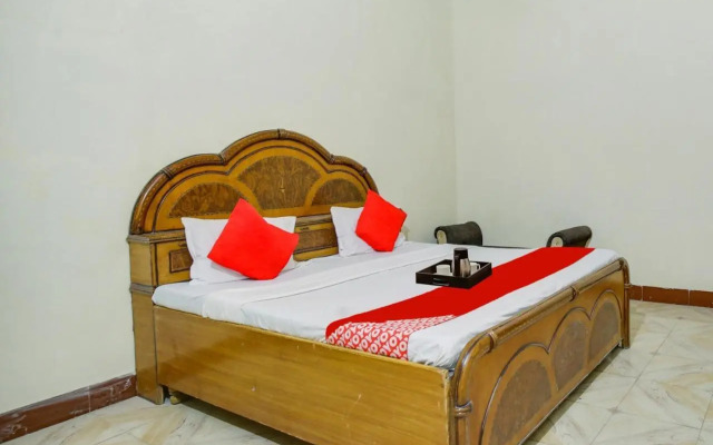 OYO Flagship 70112 Corner Guest House