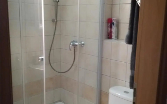 KarosPool Apartman