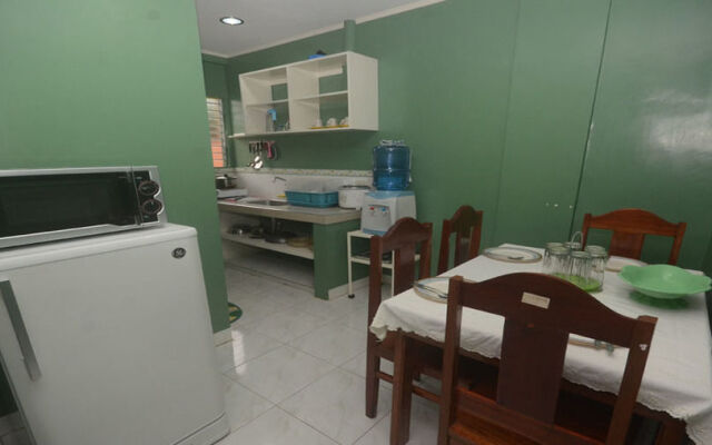 Baranda's Place