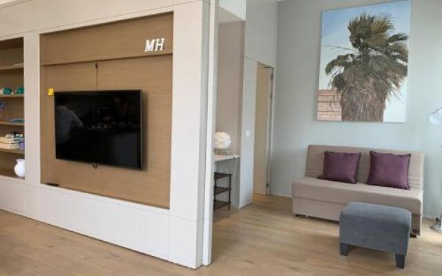 Italian design apartment in Rotchild /habima