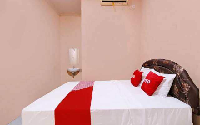 OYO 92459 Cahyo Kost 2